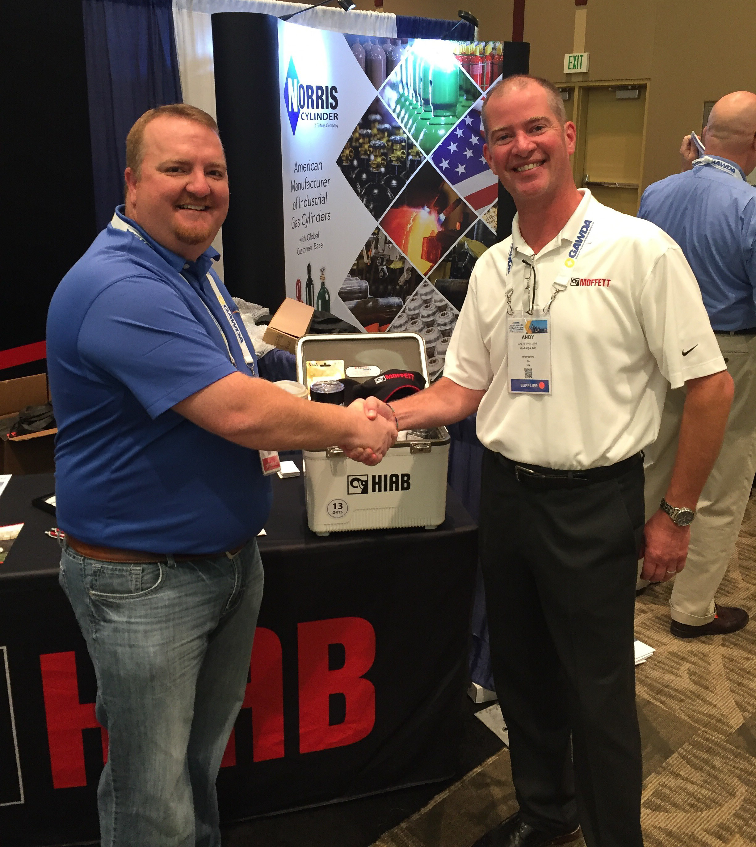 HIAB USA – Andy Phillips with Kevin Akers from Ozarc