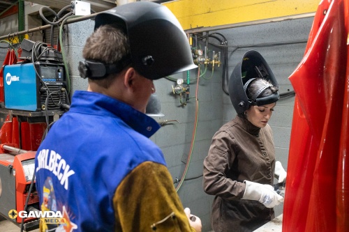 2025-Earlbeck-VisitEarlbeck-21