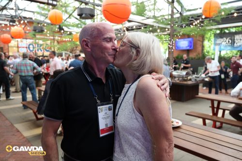 SMC26-WelcomeReception-ENF29957