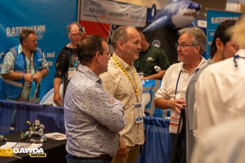 AC23 contactbooth 1GAW0248
