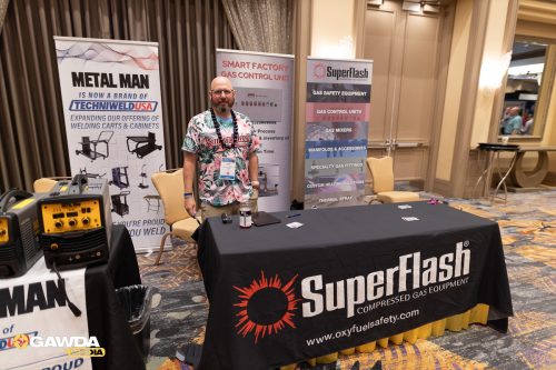 AC23 contactbooth 2GAW6918